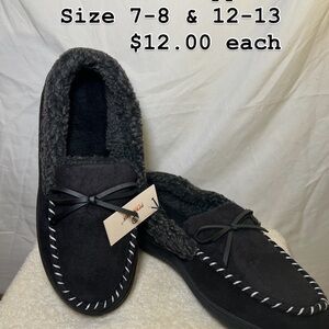 Men’s black shoe slipper size 7/8 and 12/13 brand penny sue